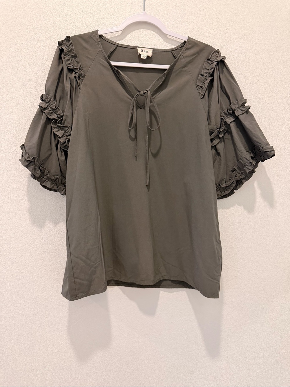 BIBI Olive Ruffle Tie-Neck Women's Top